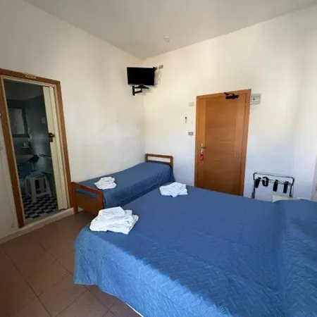 Hotel Everest