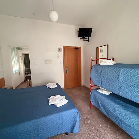 Hotel Everest 3*